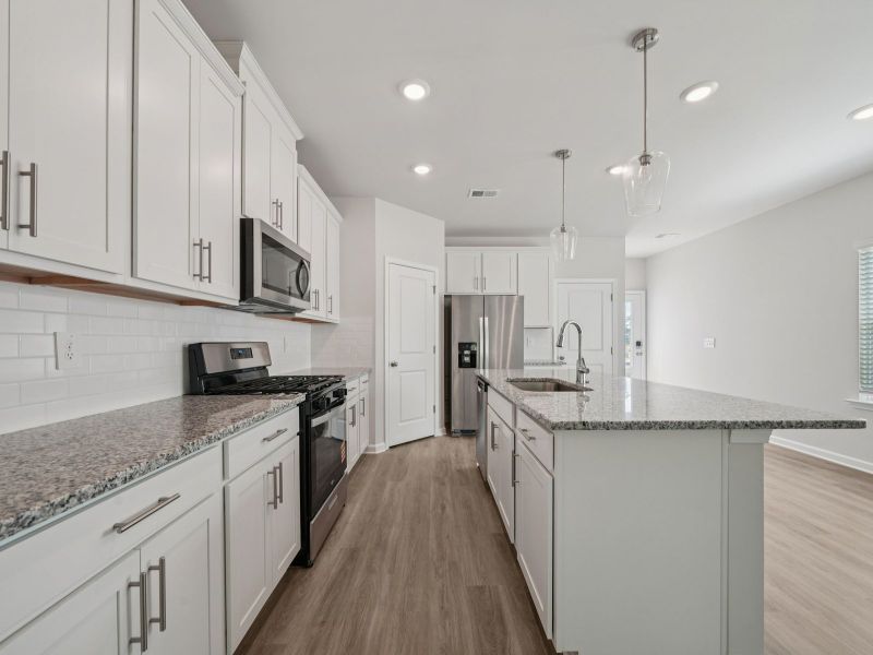 The Oakland floorplan with the Cozy White interior package.