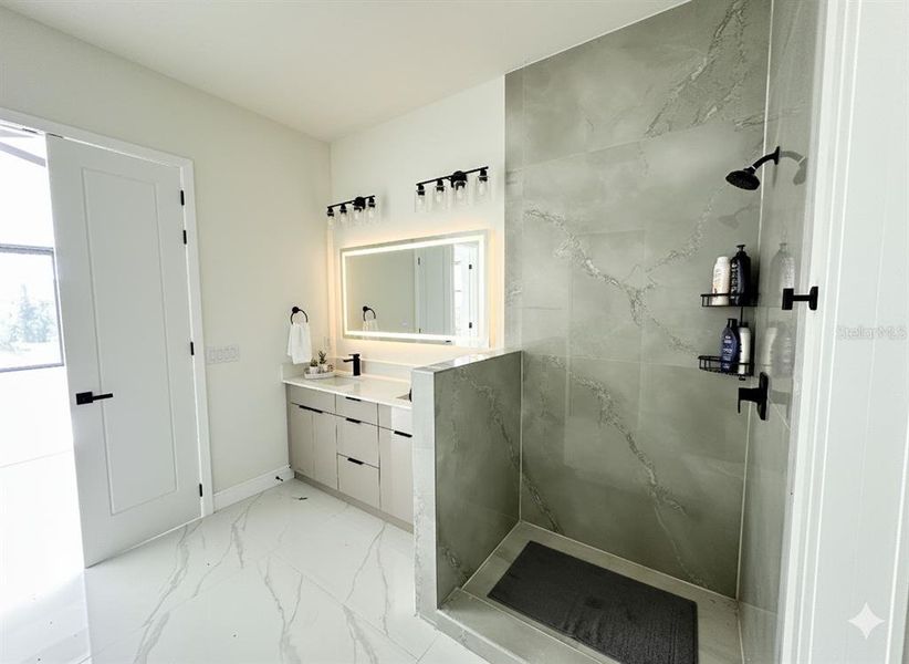 Furnished interior view inside a new home in , North Port (Image 4).