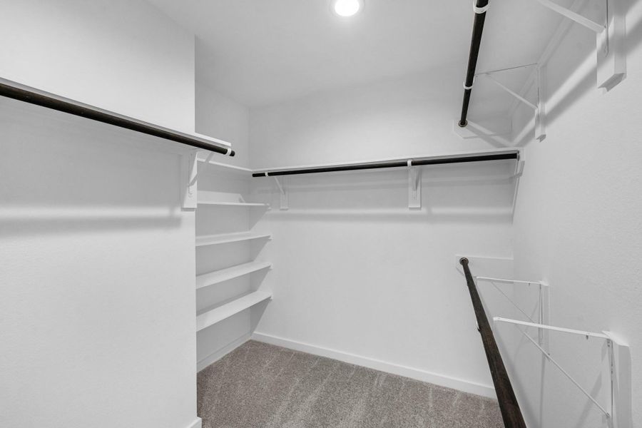 Spacious, unfurnished interior of a new home in Huntington Place, Rosharon (Image 18). Spacious, unfurnished interior of a new home in Huntington Place, Rosharon (Image 18).