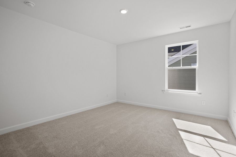 Spacious, unfurnished interior of a new home in Georgias Landing, Raleigh (Image 35). Spacious, unfurnished interior of a new home in Georgias Landing, Raleigh (Image 35).