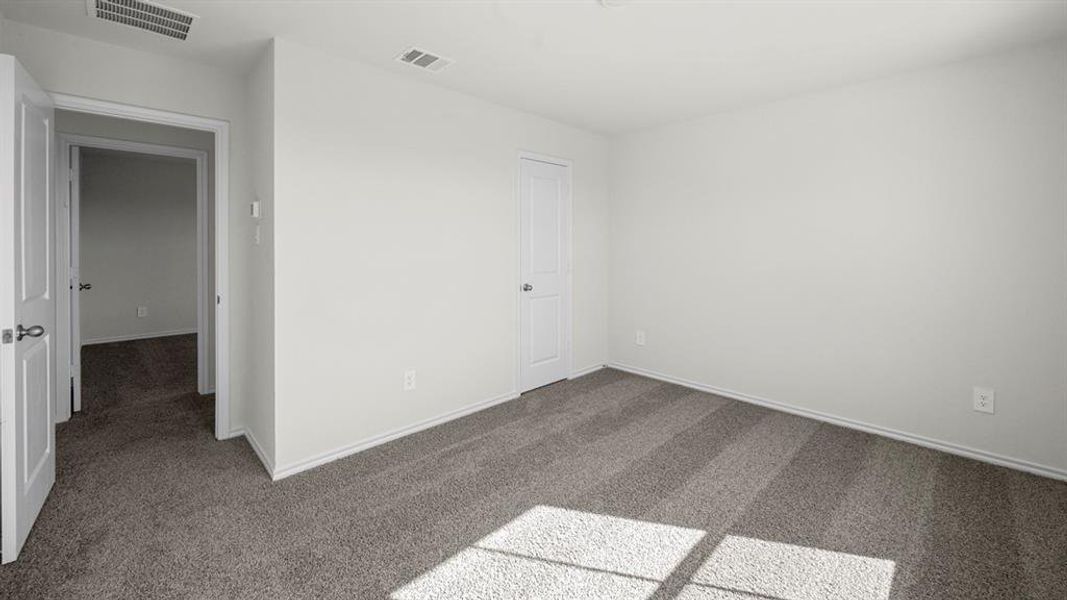 Spacious, unfurnished interior of a new home in Enclave at Pecan Creek, Providence Village (Image 28).