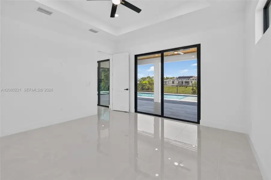 Spacious, unfurnished interior of a new home in , Cape Coral (Image 66). Spacious, unfurnished interior of a new home in , Cape Coral (Image 66).