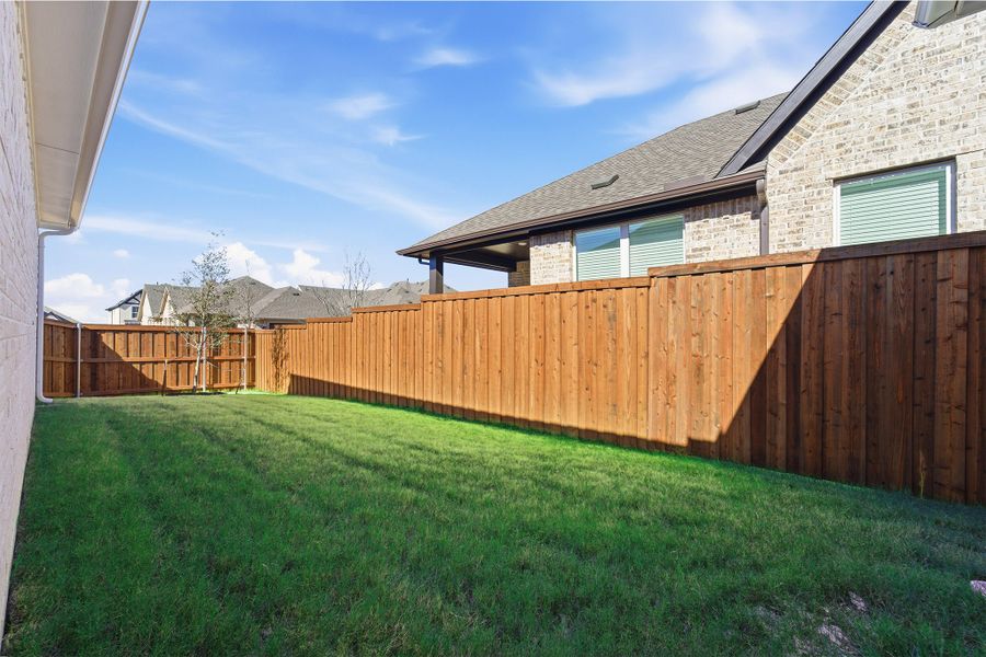 Exterior details and patio area of a home in La Terra, Celina (Image 4).