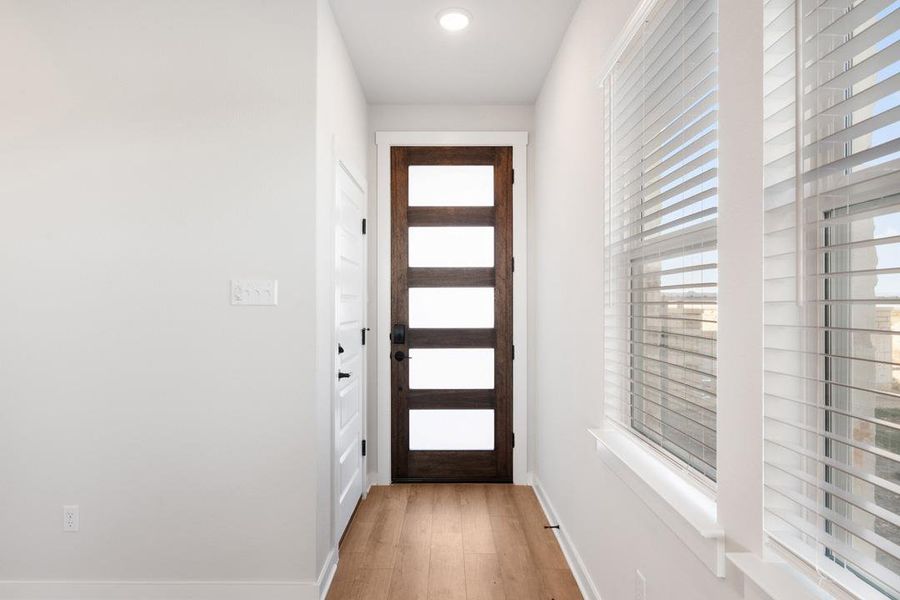 Spacious, unfurnished interior of a new home in Union Collection at Park Central, Georgetown (Image 31).