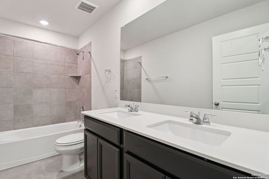 Furnished interior view inside a new home in Remington Ranch, San Antonio (Image 7). Furnished interior view inside a new home in Remington Ranch, San Antonio (Image 7).
