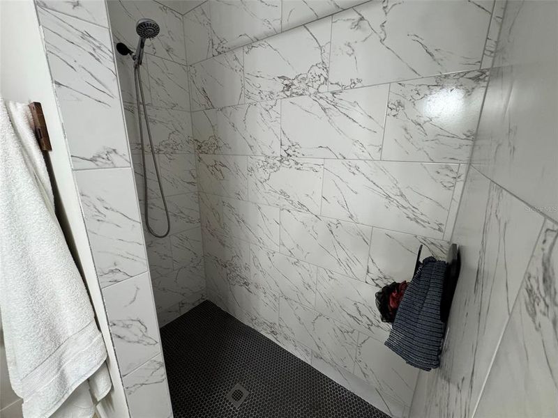 Close-up of interior finishes inside a home in , Fanning Springs (Image 17).
