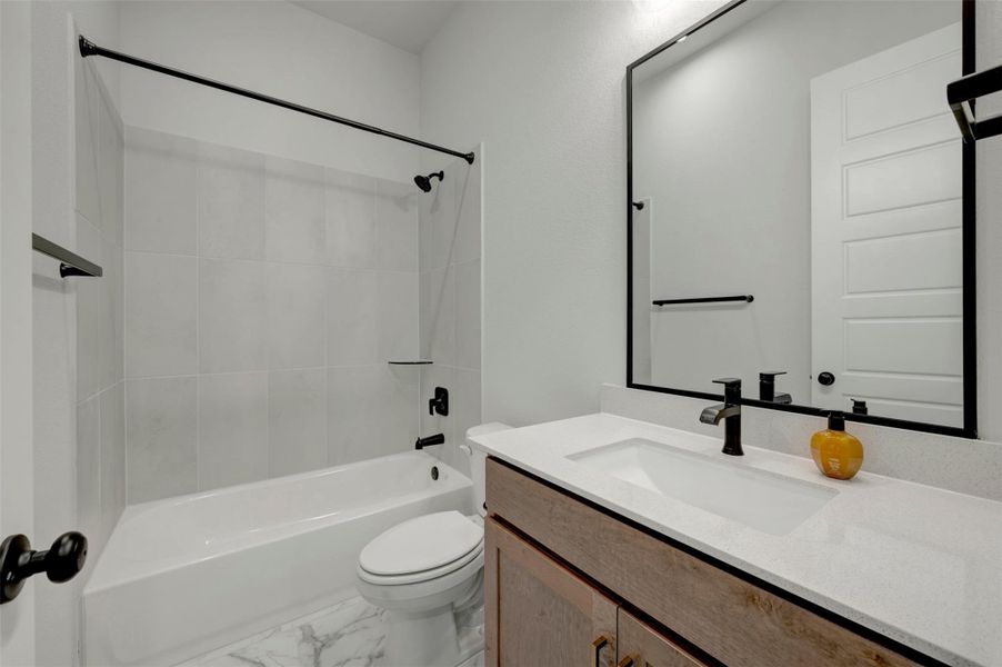 2nd Bathroom 2nd Bathroom