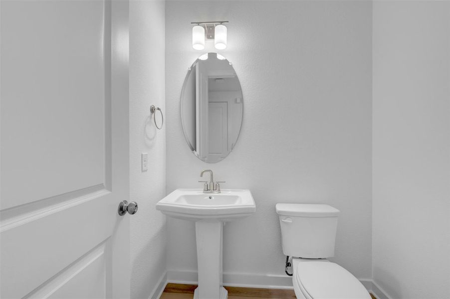 Furnished interior view inside a new home in Barksdale, Leander (Image 13).