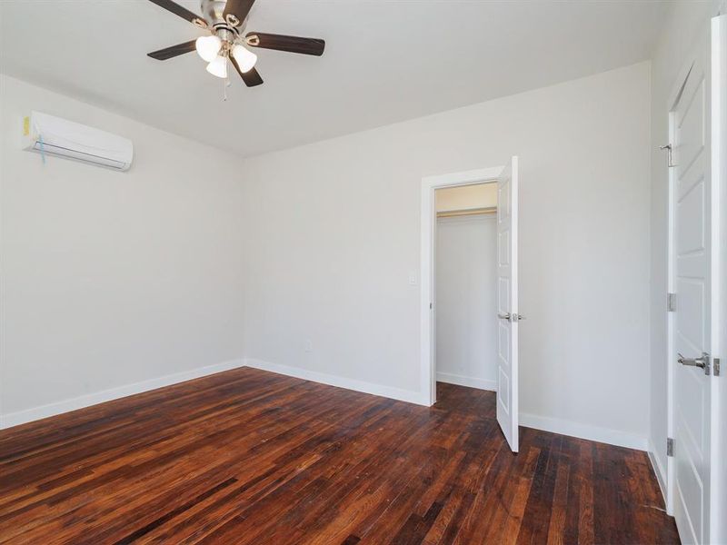 Spacious, unfurnished interior of a new home in , Brownwood (Image 28).