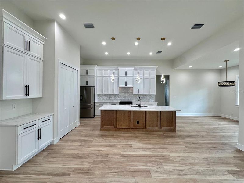 Image 28 of a home in .