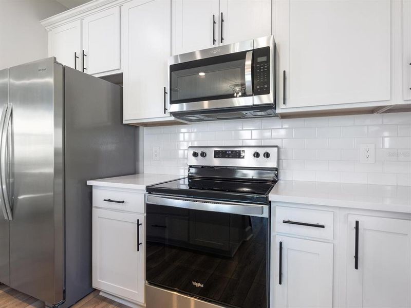Furnished interior view inside a new home in , Lakewood Ranch (Image 36).