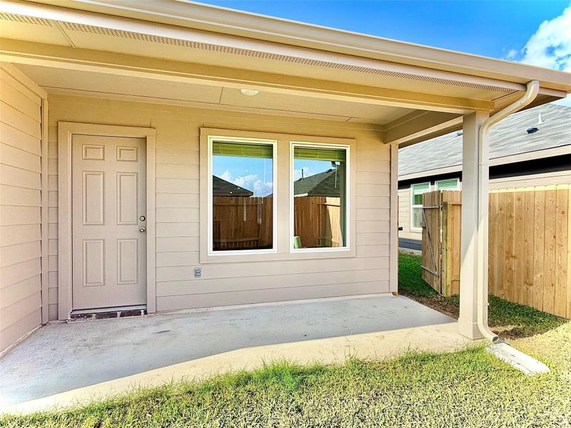 Exterior details and patio area of a home in , Houston (Image 4).