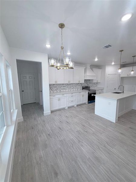 Spacious, unfurnished interior of a new home in , Poolville (Image 19).