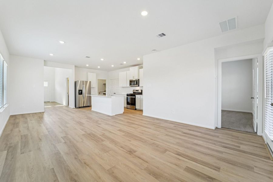 Photo is not of the actual home, but is an inspirational photo of builder’s model home and may depict options, furnishings, and/or decorator features that are not included