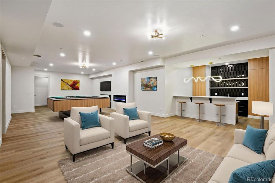 Bsmt Family room virtually staged