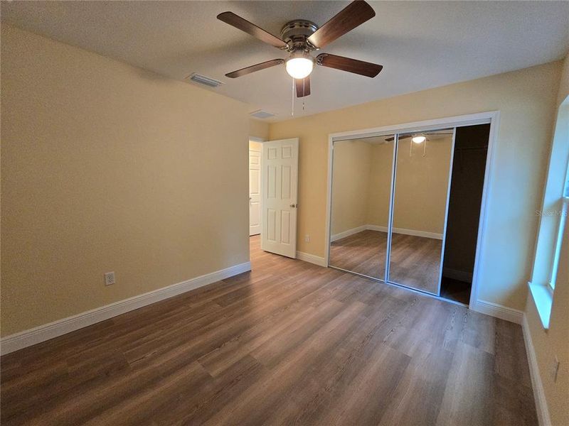 Spacious, unfurnished interior of a new home in , Ocala (Image 33).