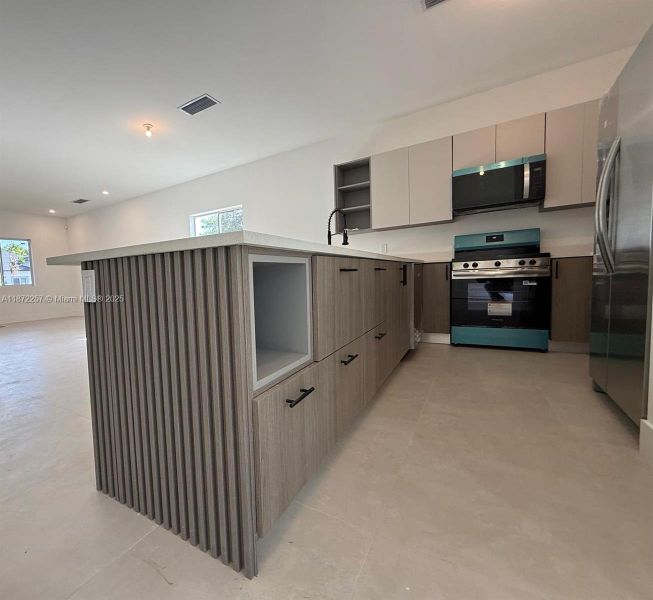 Image 11 of a home in . Image 11 of a home in .