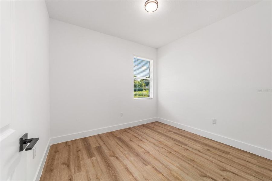 Spacious, unfurnished interior of a new home in , Ocala (Image 39).