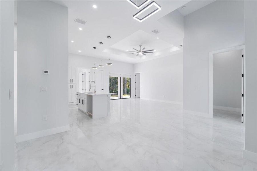 12-1504 E 6th st Lehigh Acres (12)