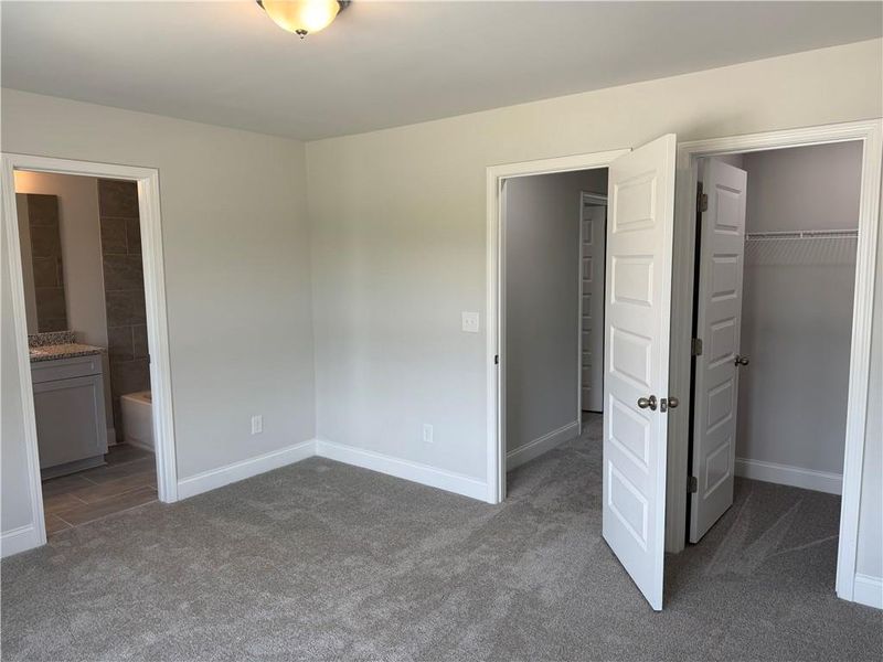 Spacious, unfurnished interior of a new home in Towns at Enclave, Lawrenceville (Image 12). Spacious, unfurnished interior of a new home in Towns at Enclave, Lawrenceville (Image 12).