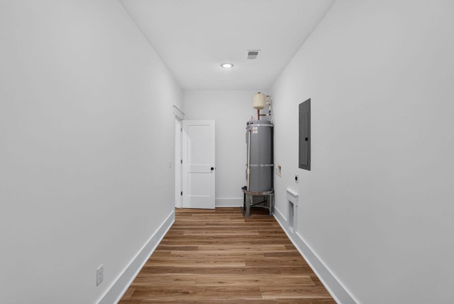 Spacious, unfurnished interior of a new home in , Hanahan (Image 37). Spacious, unfurnished interior of a new home in , Hanahan (Image 37).