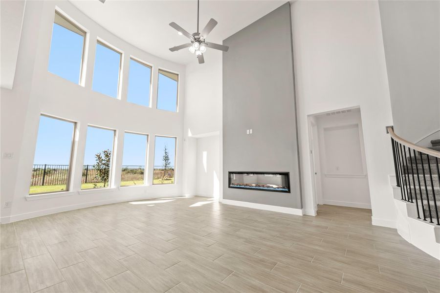 Representative image. Features, specifications, selections and colors may vary.