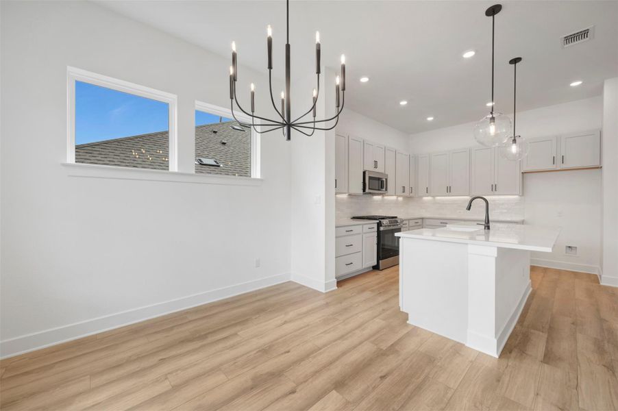 Dining - Kitchen