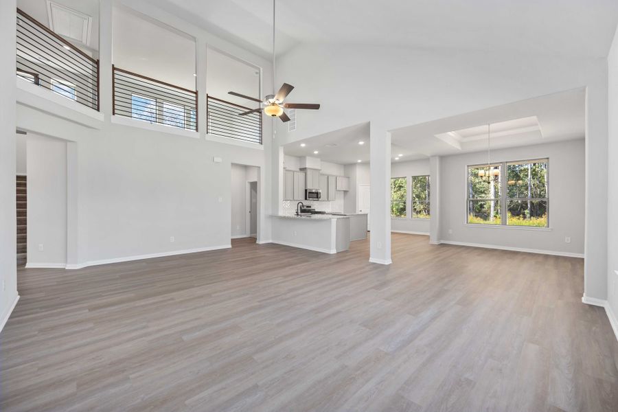 1563 Rd 66114 - Sequoia - Family Room 1563 Rd 66114 - Sequoia - Family Room