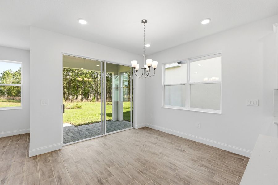 Spacious, unfurnished interior of a new home in Tamarack at Two Rivers, Zephyrhills (Image 12).