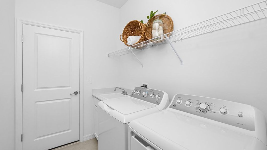 2444 Summerville II Laundry Base4