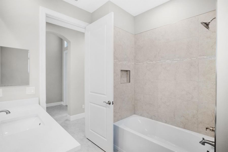 Image 34 of a home in Lake Park at Tradition.