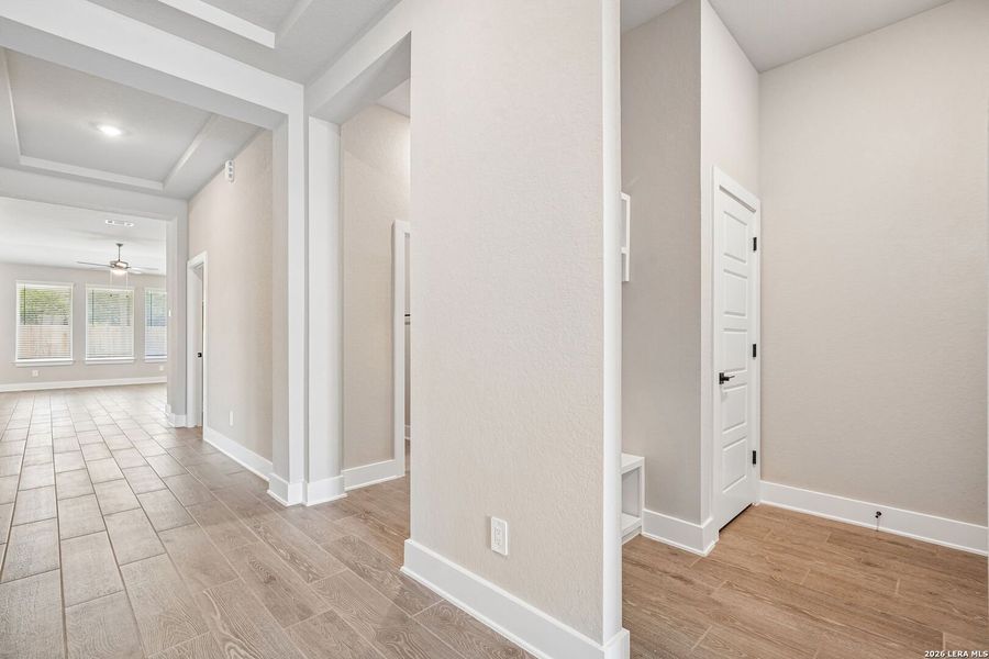 Spacious, unfurnished interior of a new home in Sagebrooke - Classic Series, San Antonio (Image 19).