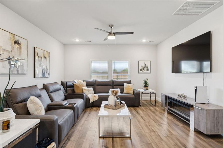 Furnished interior view inside a new home in Prestige Collection at Overland Grove, Forney (Image 7). Furnished interior view inside a new home in Prestige Collection at Overland Grove, Forney (Image 7).