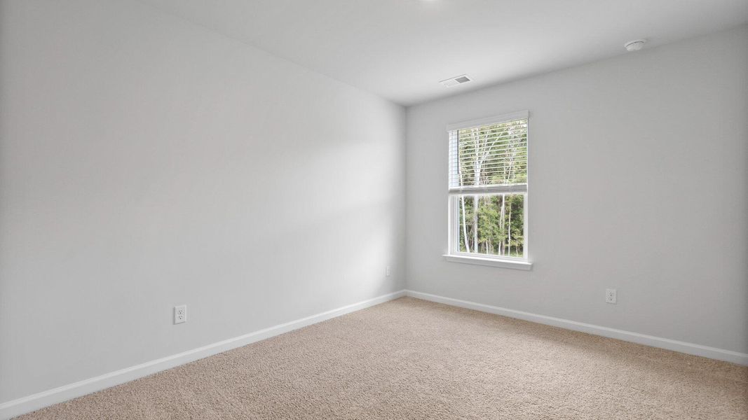 Spacious, unfurnished interior of a new home in , Summerville (Image 22).