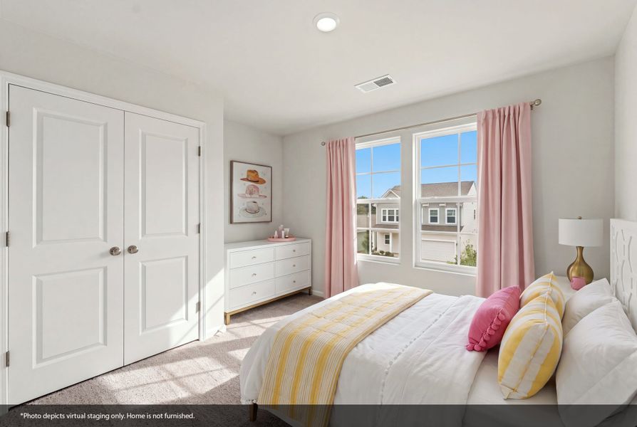 Furnished interior view inside a new home in Richmond Hill, Inman (Image 11).