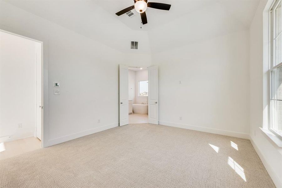 Spacious, unfurnished interior of a new home in Cottages of Celina, Celina (Image 20).
