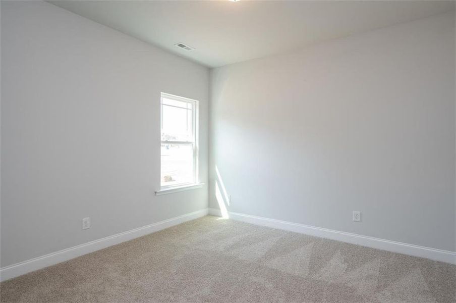 Spacious, unfurnished interior of a new home in Magnolia Villas, Cornelia (Image 14).