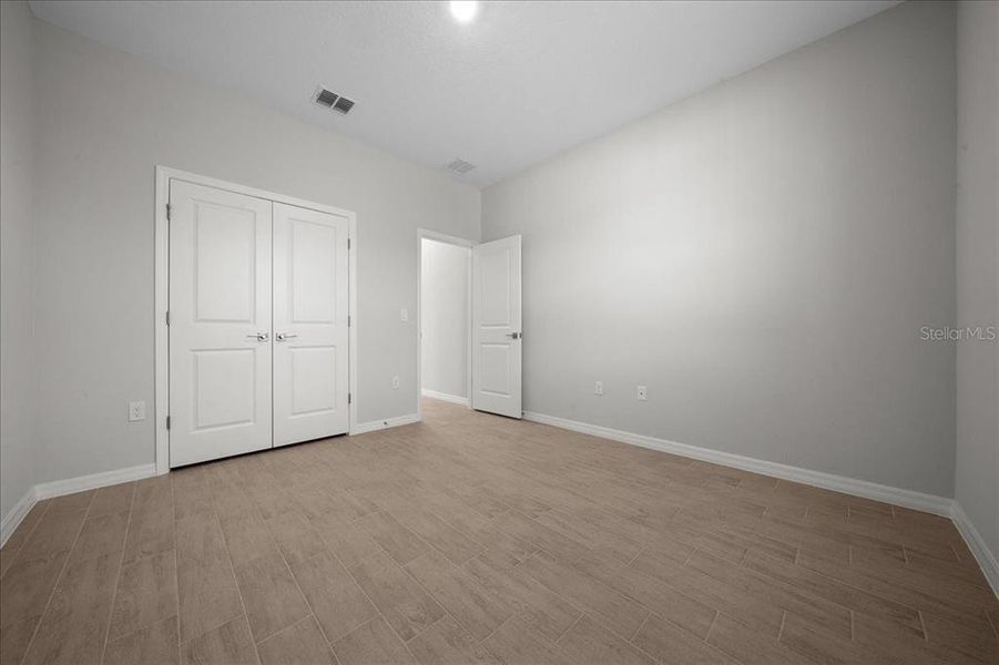 Spacious, unfurnished interior of a new home in Ocala, Ocala (Image 27).