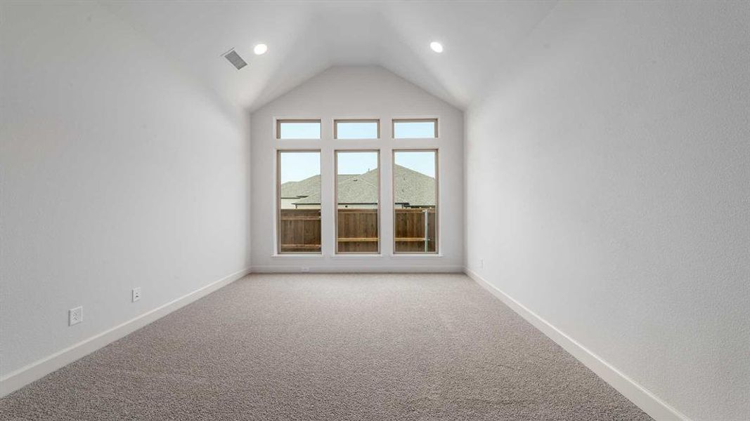 Spacious, unfurnished interior of a new home in Terraces 62', Rockwall (Image 14). Spacious, unfurnished interior of a new home in Terraces 62', Rockwall (Image 14).