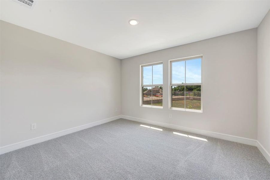 Spacious, unfurnished interior of a new home in Heritage Ranch, Sherman (Image 31). Spacious, unfurnished interior of a new home in Heritage Ranch, Sherman (Image 31).