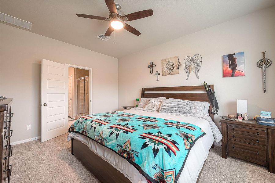 Furnished interior view inside a new home in Cliffstone Hills, Conroe (Image 36). Furnished interior view inside a new home in Cliffstone Hills, Conroe (Image 36).