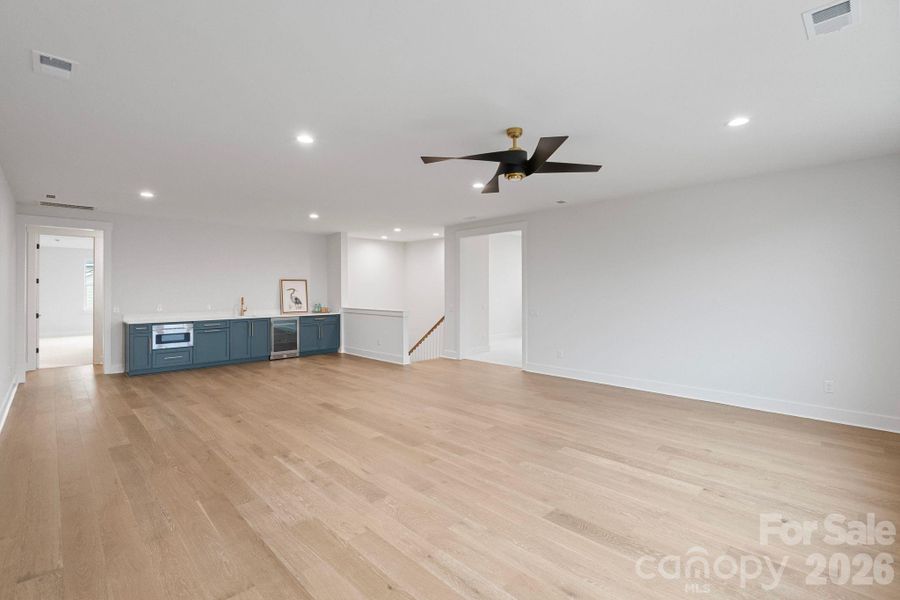 Spacious, unfurnished interior of a new home in , Huntersville (Image 43). Spacious, unfurnished interior of a new home in , Huntersville (Image 43).