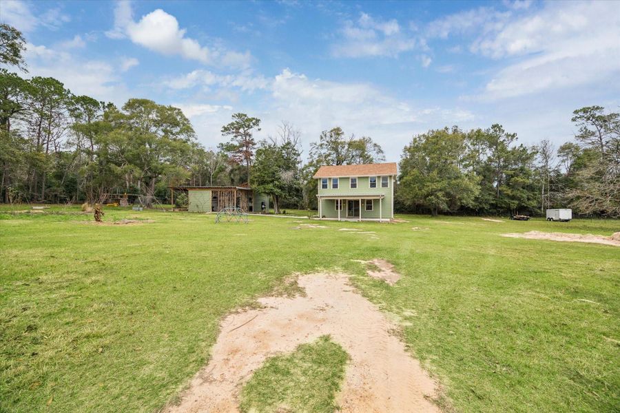 Natural landscape and outdoor views near  in Cleveland (Image 32).