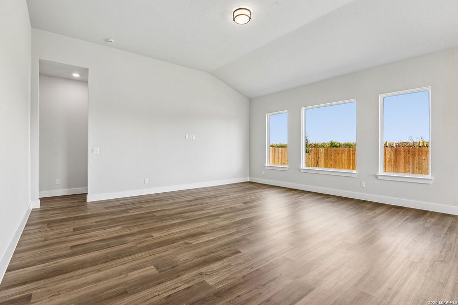 Spacious, unfurnished interior of a new home in Weltner Farms 60’s, New Braunfels (Image 17). Spacious, unfurnished interior of a new home in Weltner Farms 60’s, New Braunfels (Image 17).