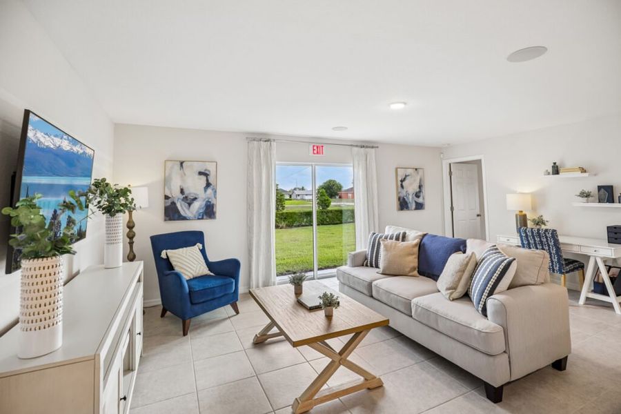 Representative furnished interior of a home built from the Royal by Holiday Builders in Citrus Springs, Citrus Springs (Image 8).