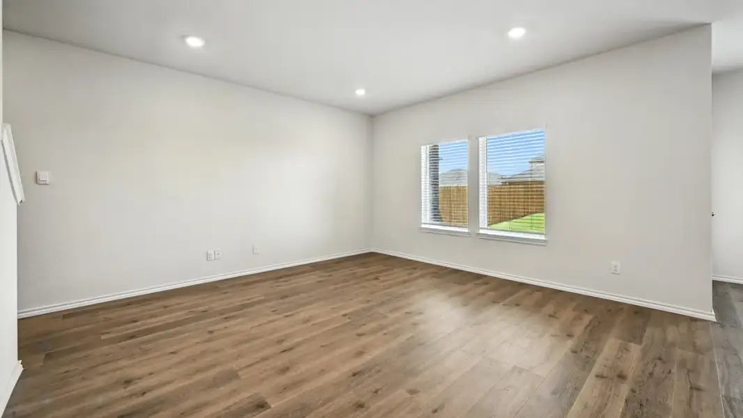 Representative unfurnished interior of a home built from the Grace by D.R. Horton in Crossmill, Princeton (Image 8).