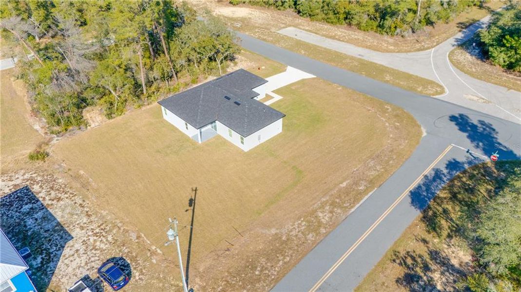 Front exterior of a new home in , Ocala, FL, highlighting curb appeal (Image 1). Front exterior of a new home in , Ocala, FL, highlighting curb appeal (Image 1).