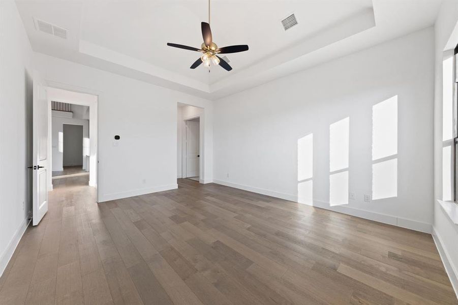 Spacious, unfurnished interior of a new home in Fields 60', Frisco (Image 36). Spacious, unfurnished interior of a new home in Fields 60', Frisco (Image 36).