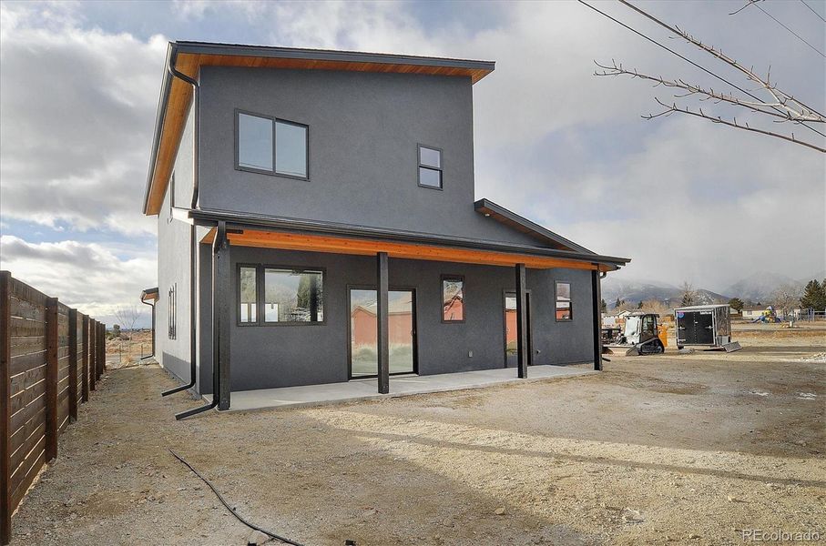 Exterior details and patio area of a home in , Buena Vista (Image 30).