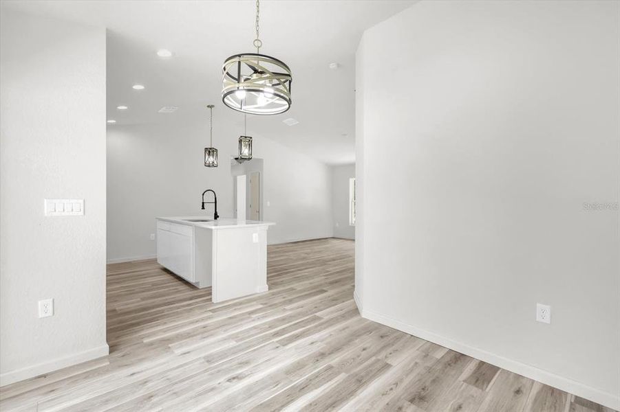 Spacious, unfurnished interior of a new home in , Ocala (Image 12).